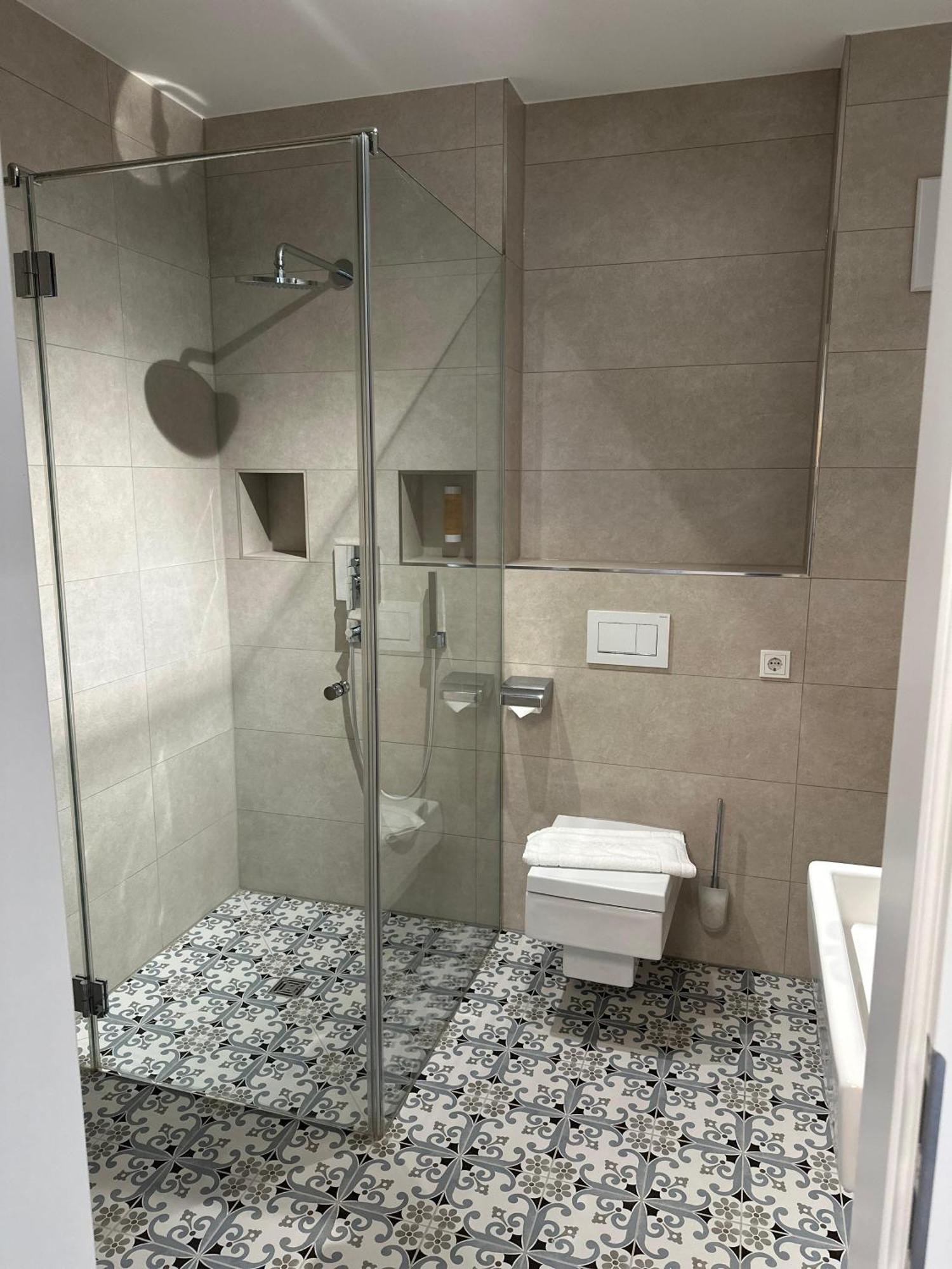 גמונד אם טגרנזה Vaicun Stays - Luxury Apartments - Apartments Mit Blick Auf Den Tegernsee מראה חיצוני תמונה